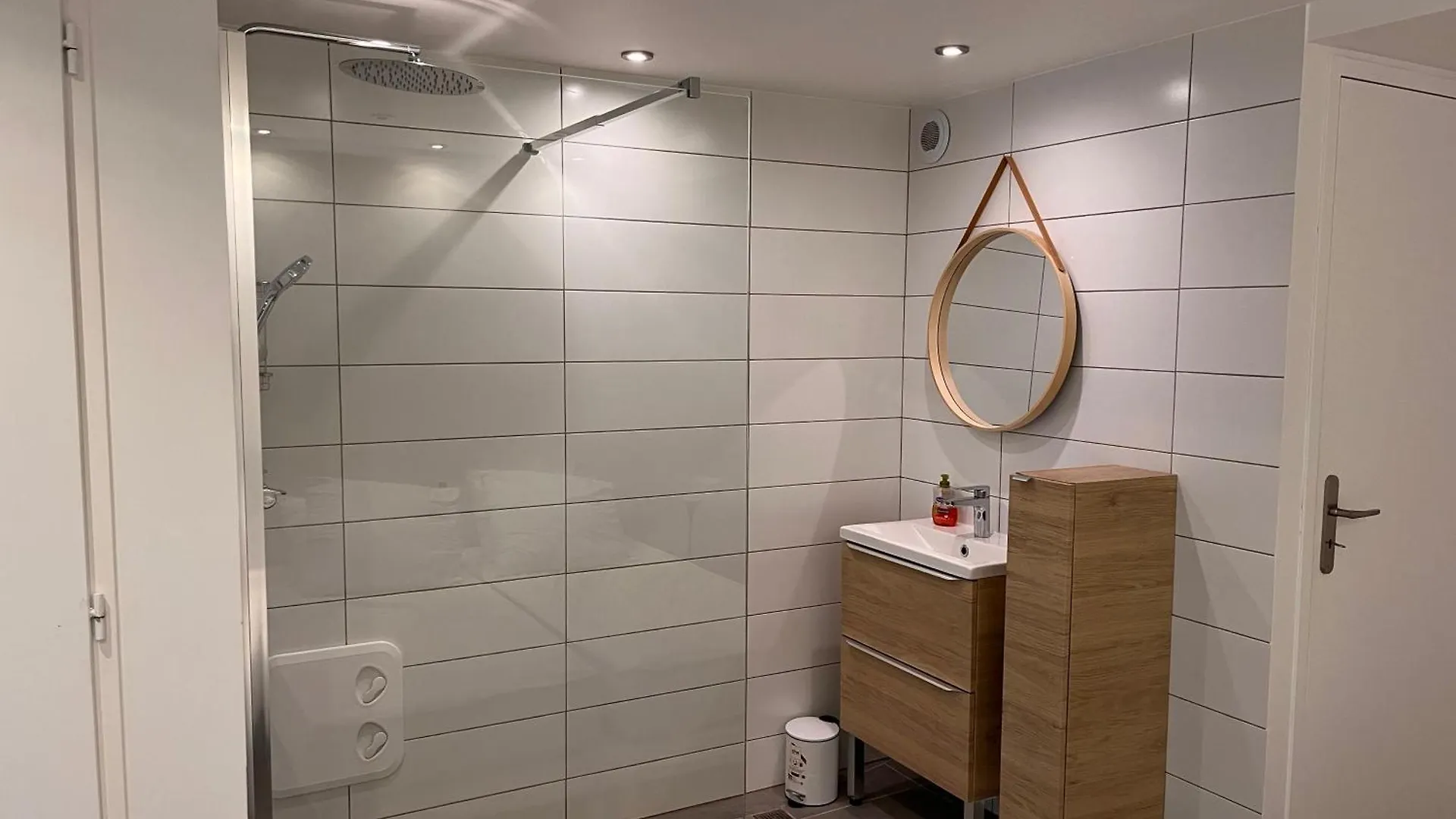 בארג'ס Appartement Coeur De Village 1-8 Pers דירה