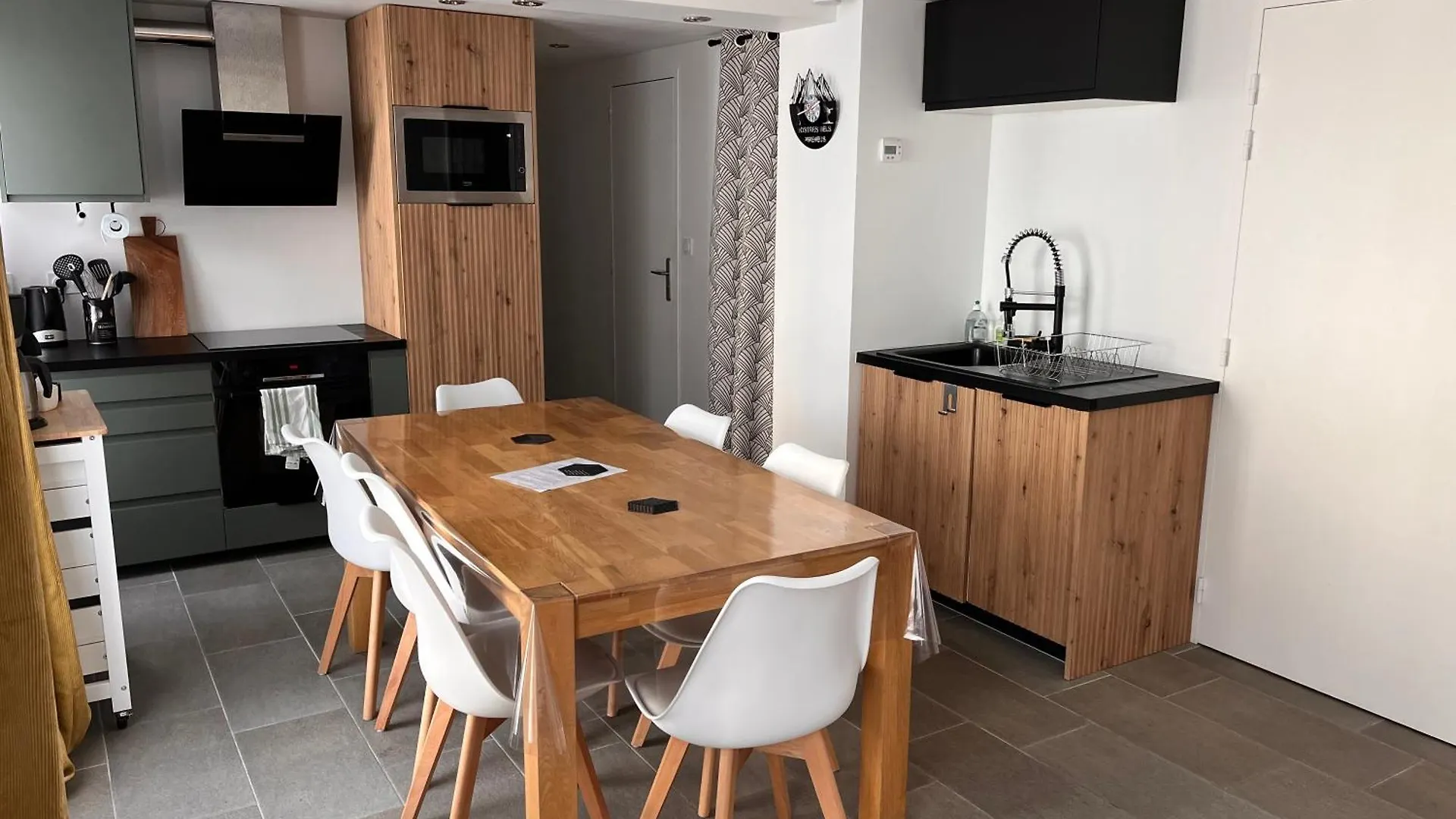 בארג'ס Appartement Coeur De Village 1-8 Pers